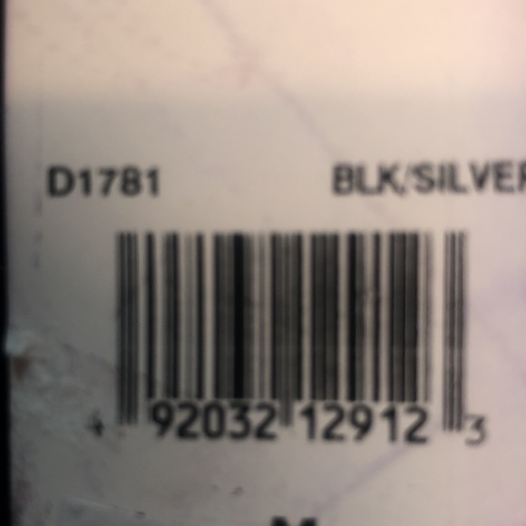 Re:Named velvet star print velvet wrap dress. M - Picture 9 of 9